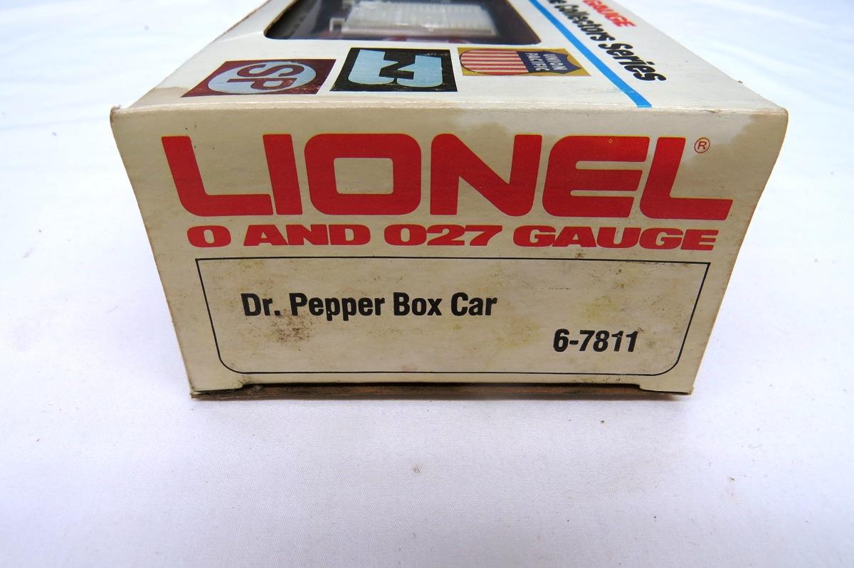 Lionel O & O27 Gauge Famous Name Collector Series - Dr. Pepper Box Car, Ite