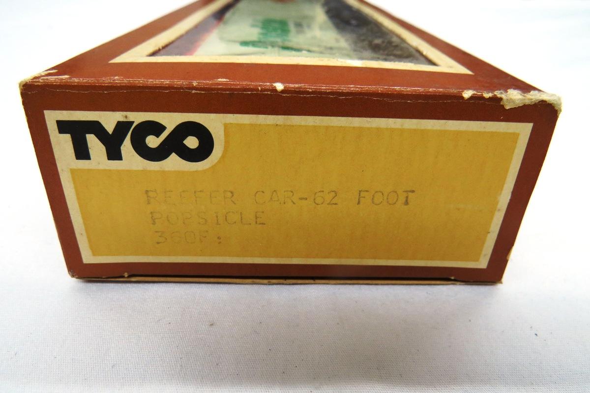 Tyco HO Scale Popsicle Reefer Car 62', #360F in Original Box.