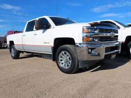 2015 Chevrolet Model K-3500 Heavy Duty Silverado LT Crew Cab Diesel 4x4 Pic