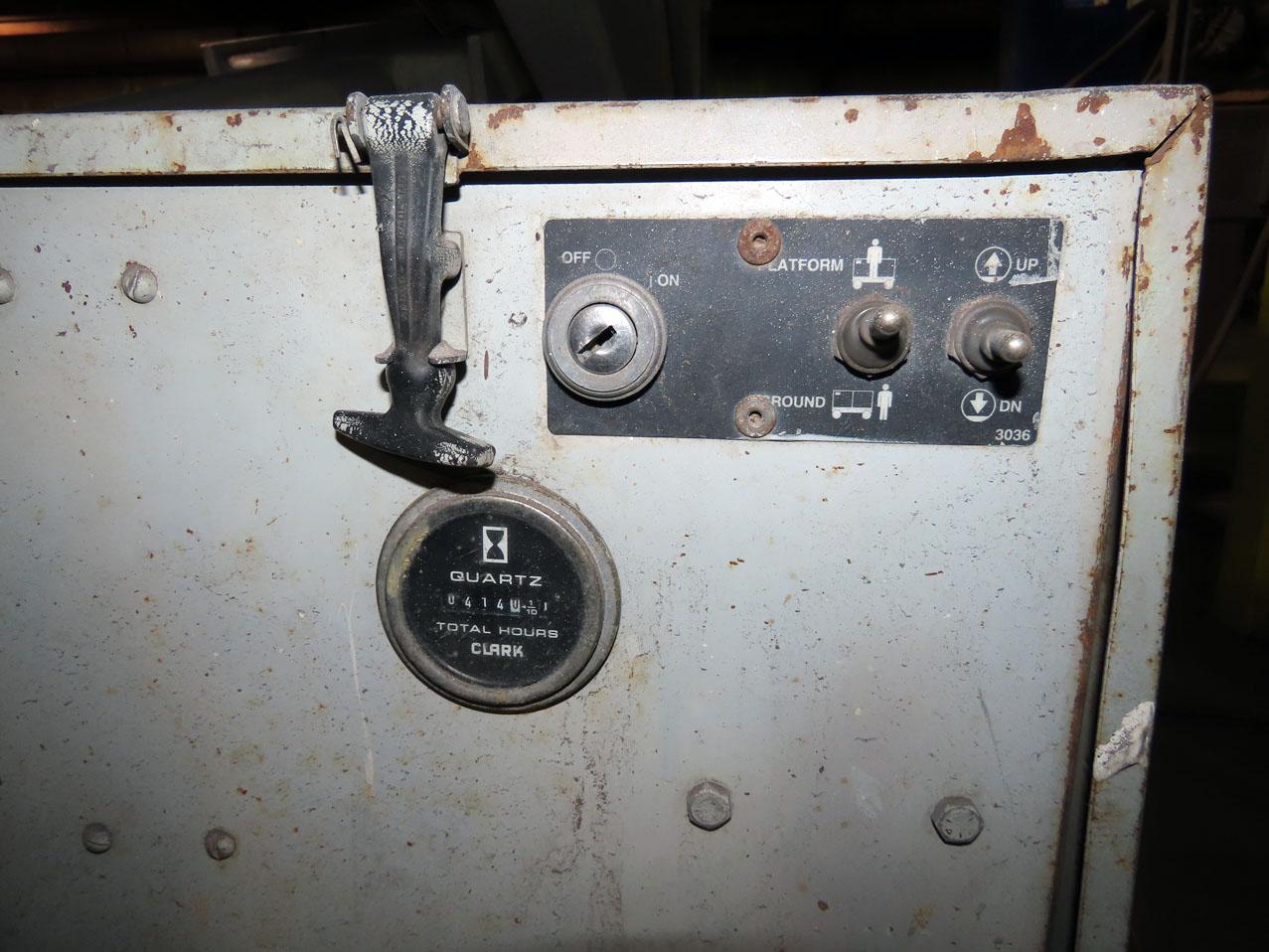 Strato-Lift Model KRX-20 Scissor Lift, 414 Hours on Tach, SN# 6773, 750lb.