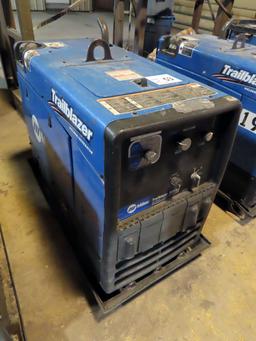 Miller Trailblazer 325 EFI Portable Welder/Generator, SN#MF260261R, Kohler