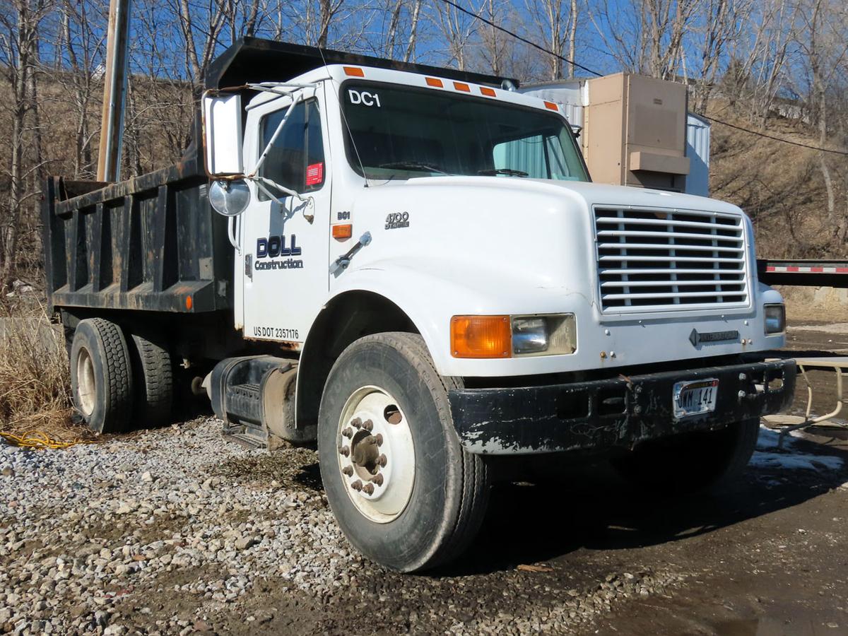 1997 IHC Model 4700 Single Axle Dump Truck, VIN# 1HTSCAAN2VH464418, DT466E Turbo Diesel Engine, 6 Pl