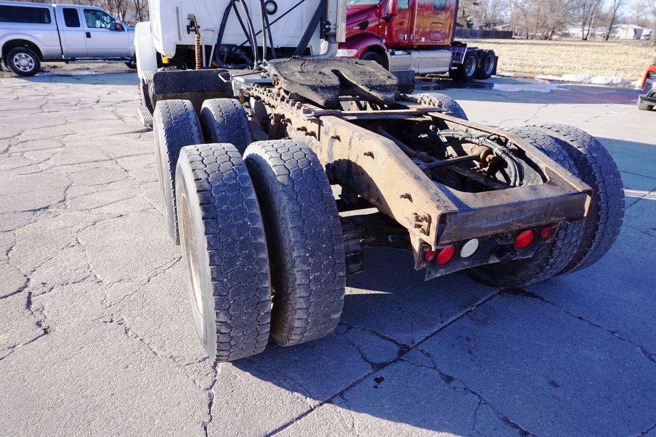 2006 Mack Model CHN613 Tandem Axle Day Cab Conventional Truck Tractor, VIN# 1M1AJ06Y57N008509, Mack 