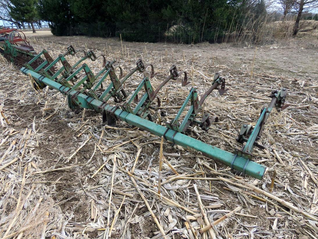 John Deere Model RM 3-Point Cultivator, 6 Row Narrow.