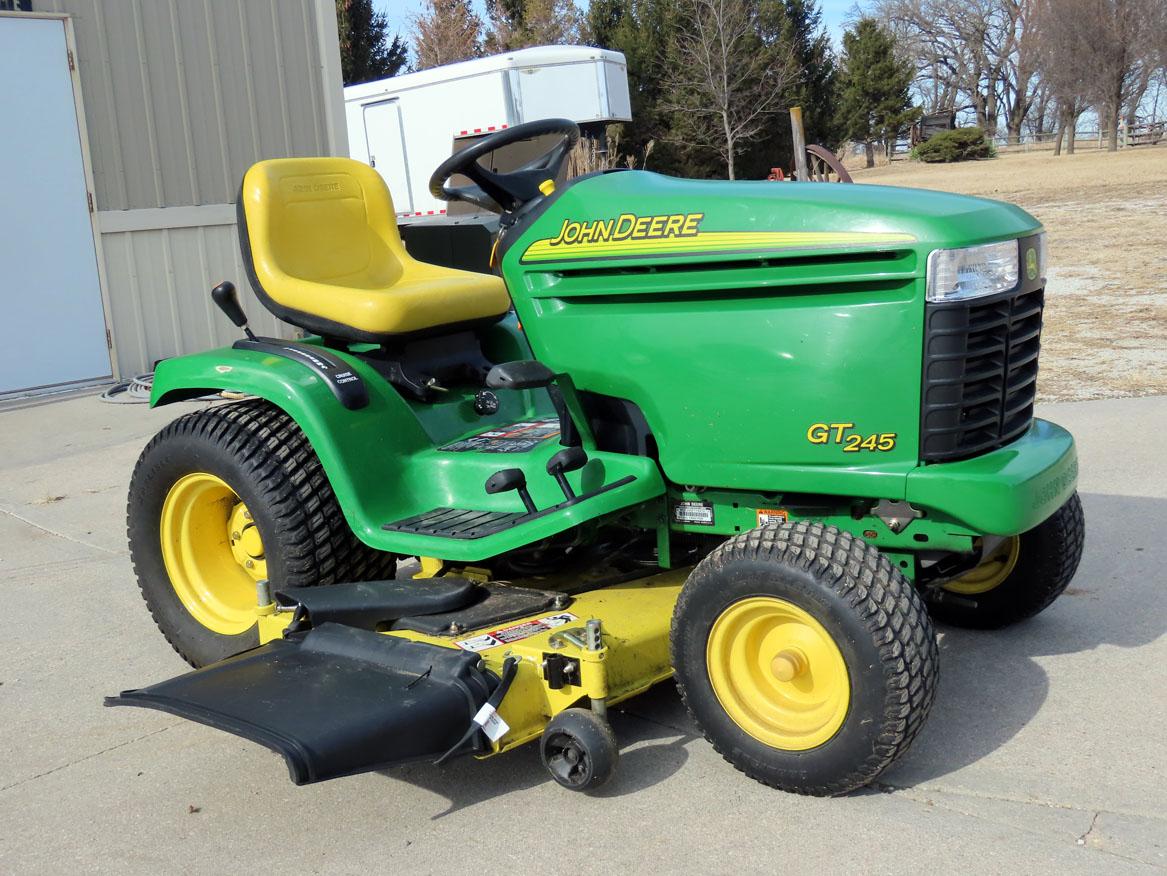 John Deere Model GT245 Riding Garden Tractor, SN #M0G245F114470, John Deere K-Series 20HP V-Twin