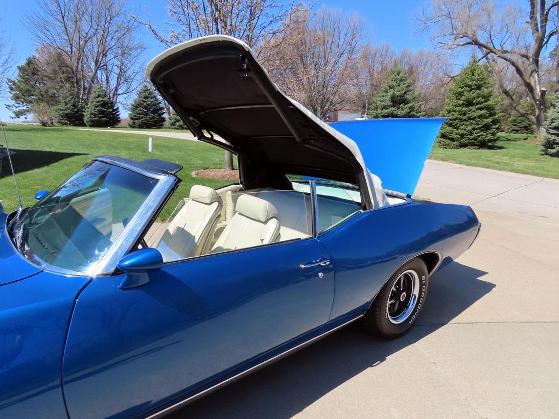 1969 Pontiac GTO 2-Door Convertible, VIN# 9B107227, Numbers Matching 400-4 V-8 Gas Engine, Turbo Hyd