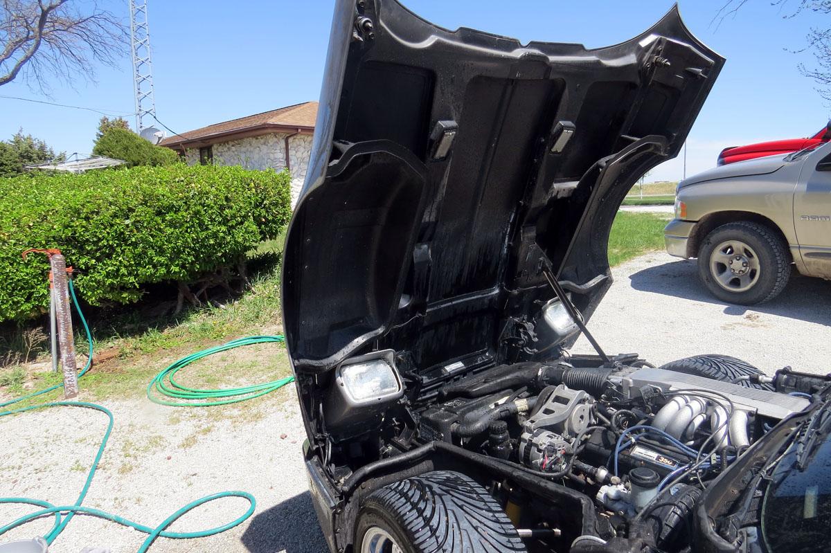 1986 Chevrolet Corvette, VIN 1G1YY0789B5120666, 2-Door, Sun Roof, Good wrench 350 Tuned Port Injecti