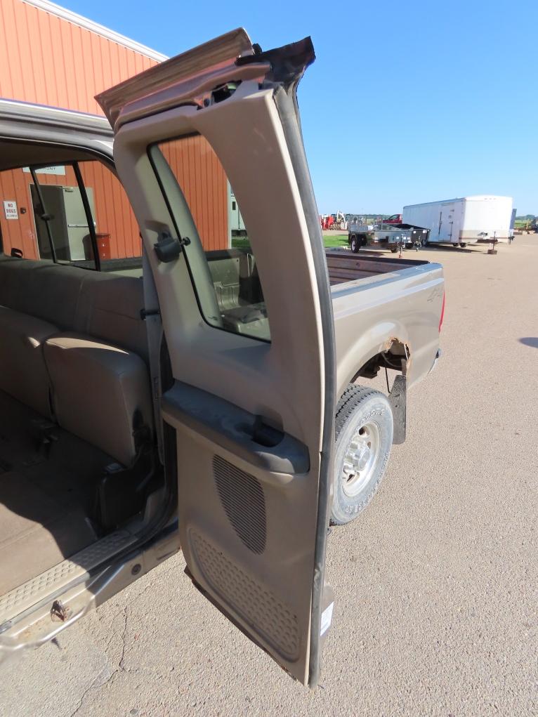 2003 Ford Model F-250 Lariat Extended Cab 4x4 Pickup, VIN# 1FTNX21L73EC93165, 5.4L V-8 Gas Engine