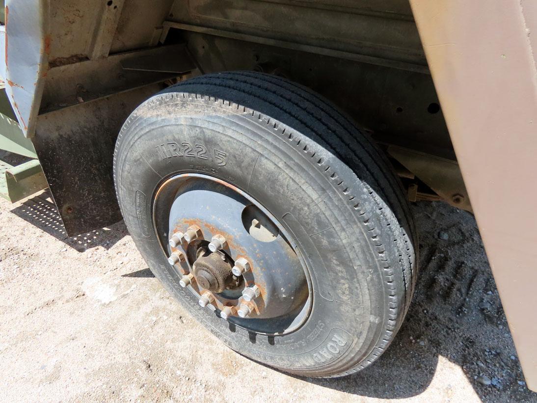 1983 AM General Model M-915-A1 Tandem Axle Conventional Day Cab Truck Tractor, VIN #1UTXH6681DS00013