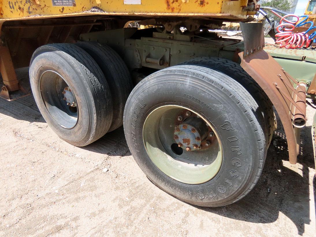 1983 AM General Model M-915-A1 Tandem Axle Conventional Day Cab Truck Tractor, VIN #1UTXH6681DS00013