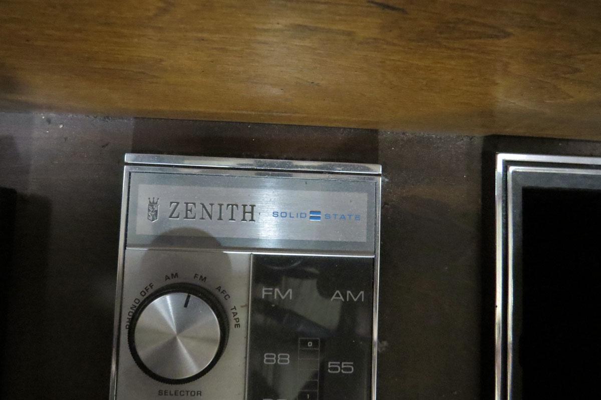 Zenith Stereo with Turntable, Wood Veneer Cabinet, Radio Works, 26" H x 45.