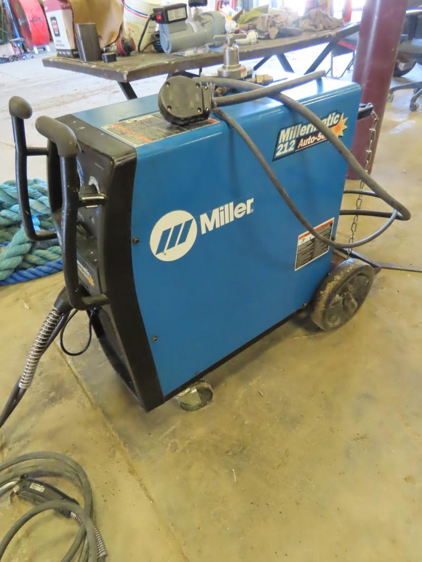 Miller Millermatic 212 Auto-Set Portable Wire Feed Welder on Cart with Tank, Leads & Gun, SN# 1578N.