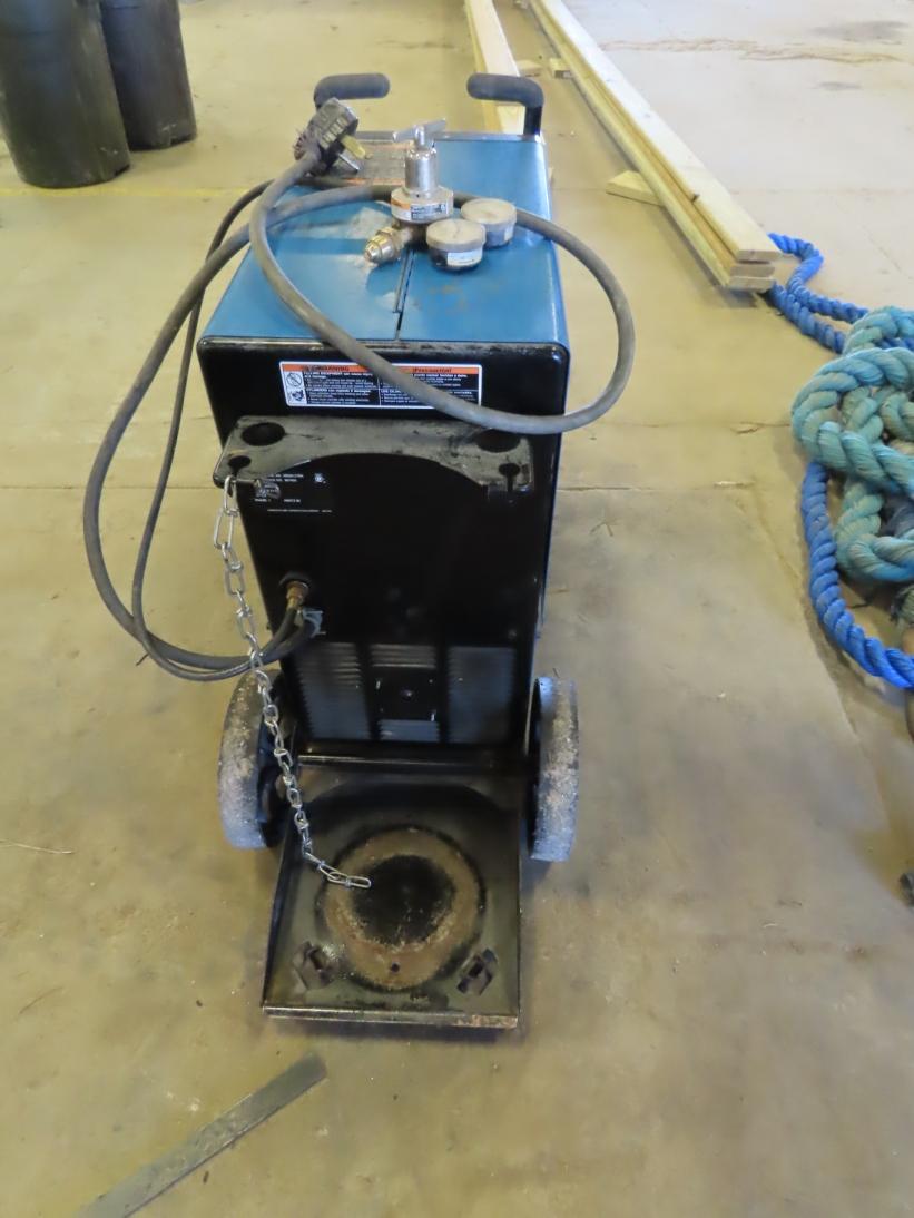 Miller Millermatic 212 Auto-Set Portable Wire Feed Welder on Cart with Tank, Leads & Gun, SN# 1578N.