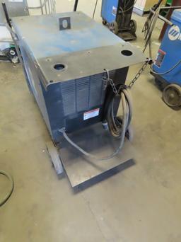 Miller Deltaweld 302 Portable CV/DC Welding Power Source on Cart (Non-Running).