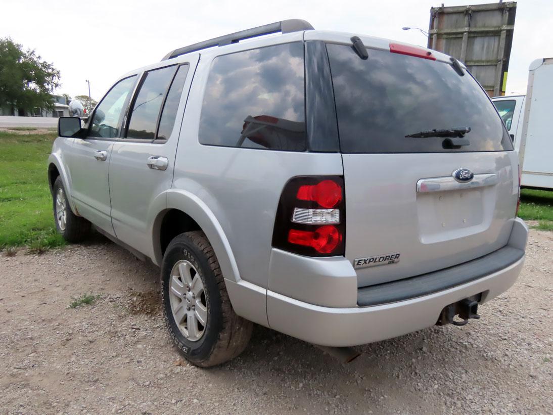 2009 Ford Explorer XLT Sport Utility Vehicle, VIN# 1FMEU73E39UA21419, 4.0L V-6 Gas Engine, Automatic