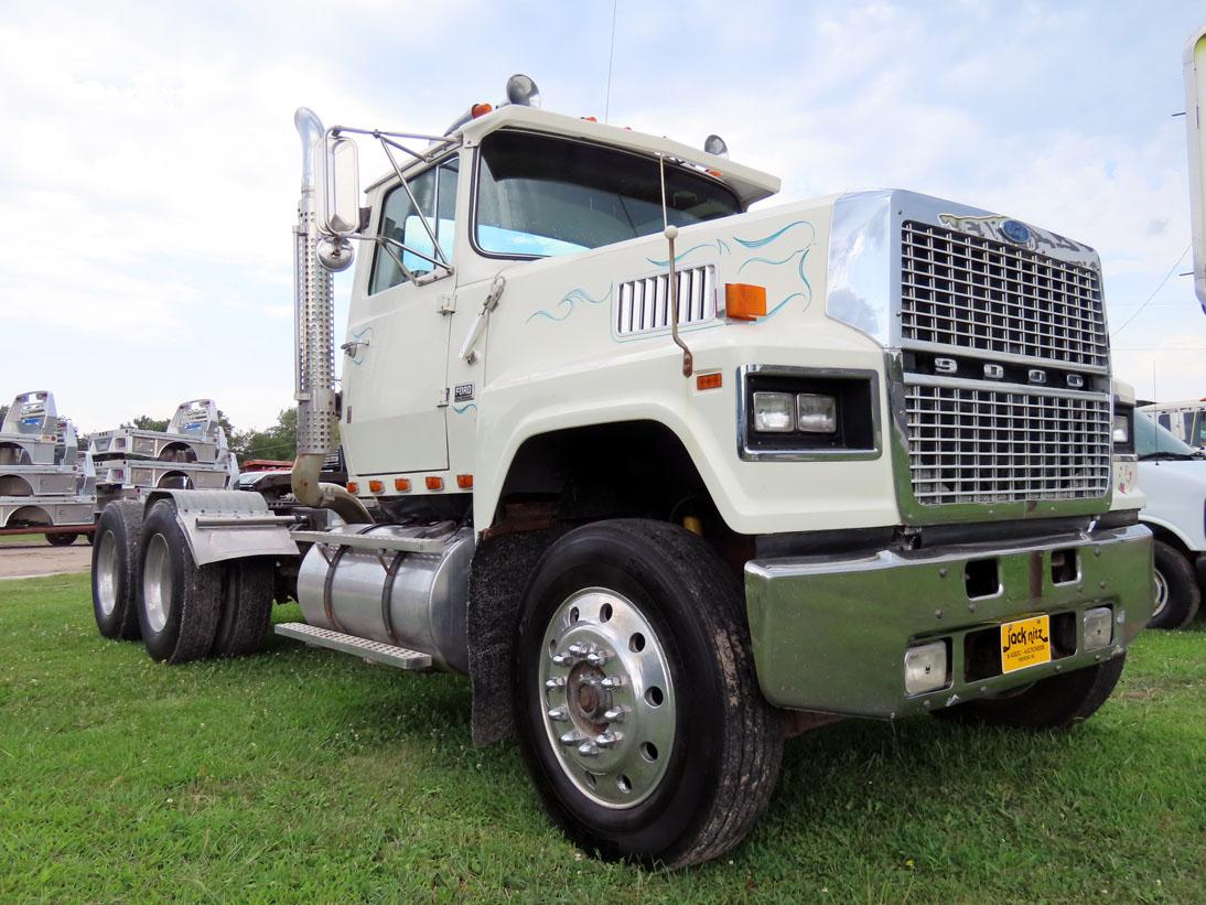 1986 Ford Model LTL9000 Tandem Axle Conventional Day Cab Truck Tractor, VIN# 1FDYA90W5GVA12808, Cumm