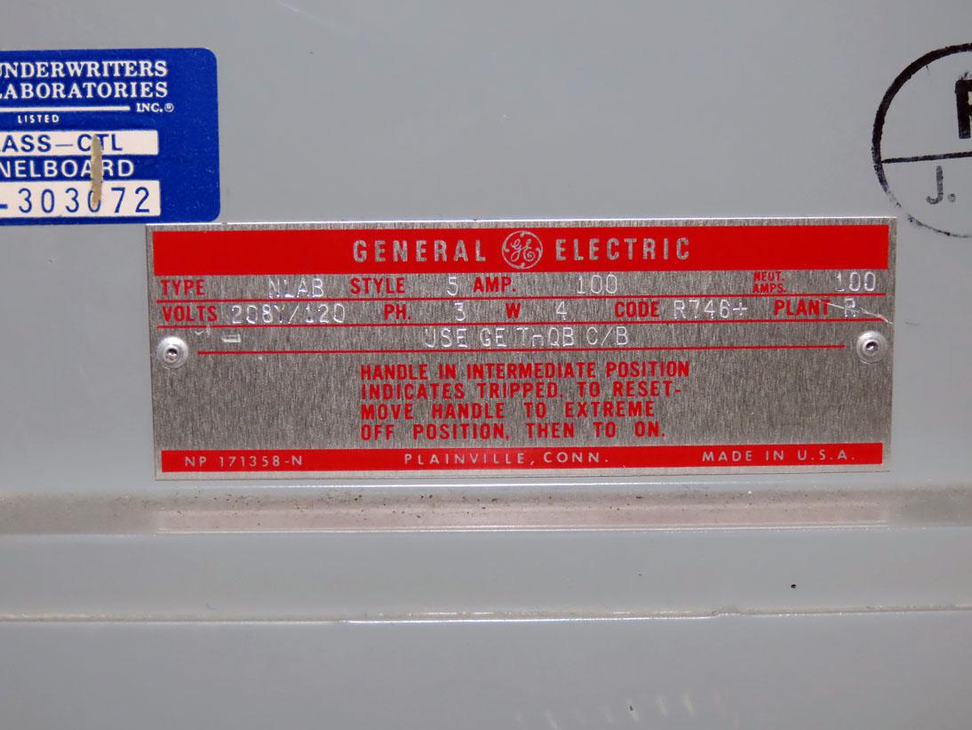 GE Class Double A Dry Type Transformer, 75KVA, SN# 870914, (2) 120/208 Volt