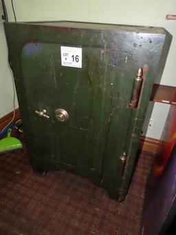 Large Antique Safe (Located on 2nd Floor - Buyer Responsible for Removal).