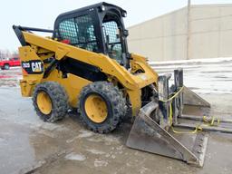 2014 Caterpillar Model 262D Skidloader, SN# CAT0262DTDTB00486, Caterpillar Turbo Diesel Engine, Cab