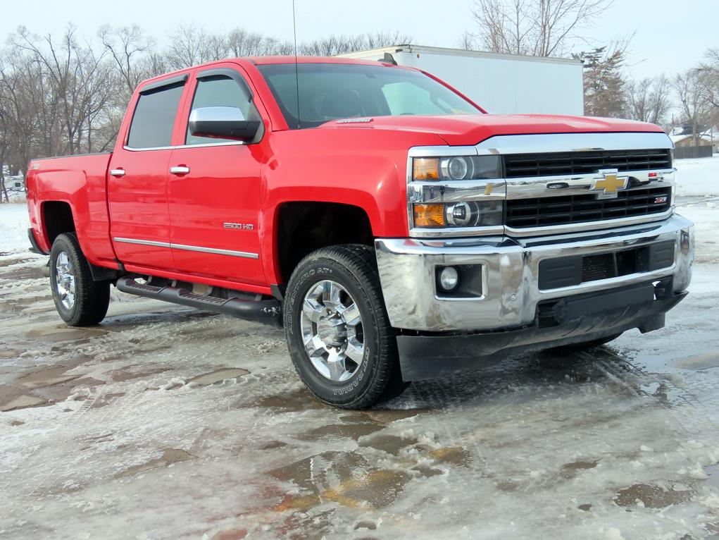 2016 Chevrolet K2500 HD Crew Cab Diesel Pickup, (PLEASE READ NOTE IN DESCRIPTION)