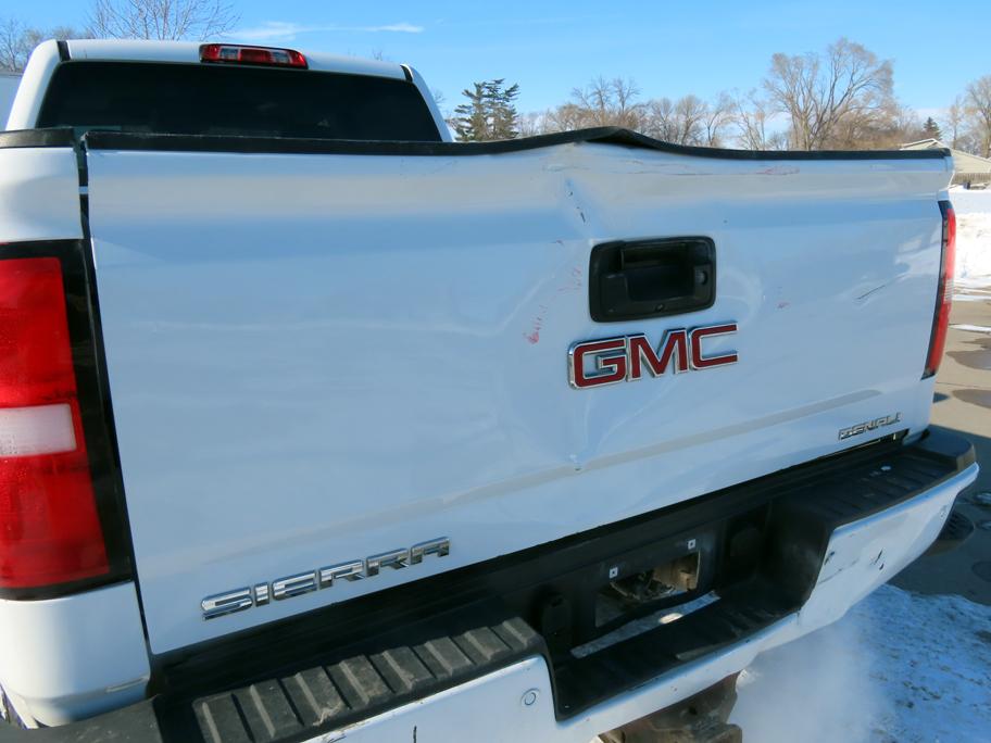 2017 GMC Denali Crew Cab Diesel 4x4 Pickup, VIN# 1GT12UEY1HF105028, 121,349 Miles, Leather Power Hea