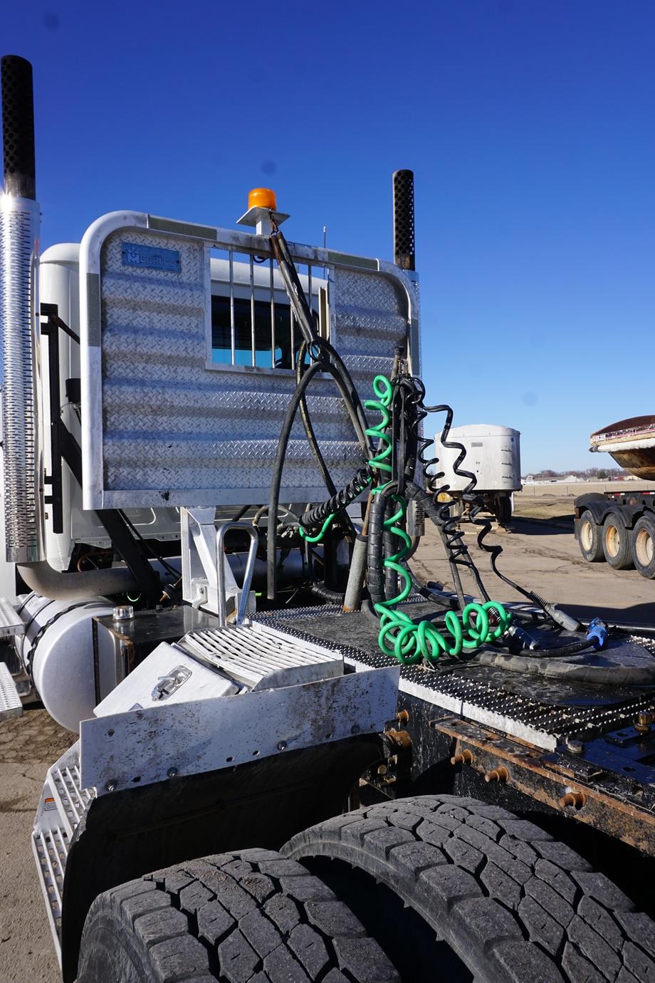 2008 Mack Model CHU613 Tandem Axle Conventional Day Cab Truck Tractor, Mack MP8-415E Turbo Diesel