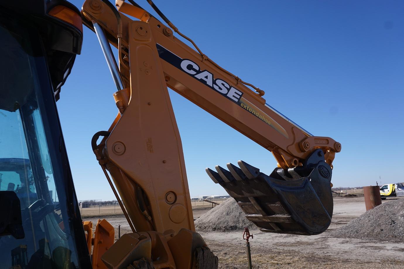 2005 Case Model 580 Super M MFWD Tractor/Loader/Backhoe, SN#:    , Case Diesel Engine, Hydrostat Tra