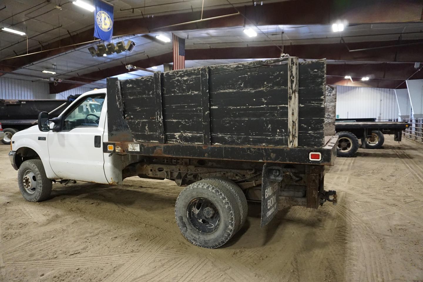 2001 Ford Model F-350 XL 1-Ton Dually 4x4 Dump Truck, VIN# 1FDWF37571EA68779, Triton V-10 Gas Engine