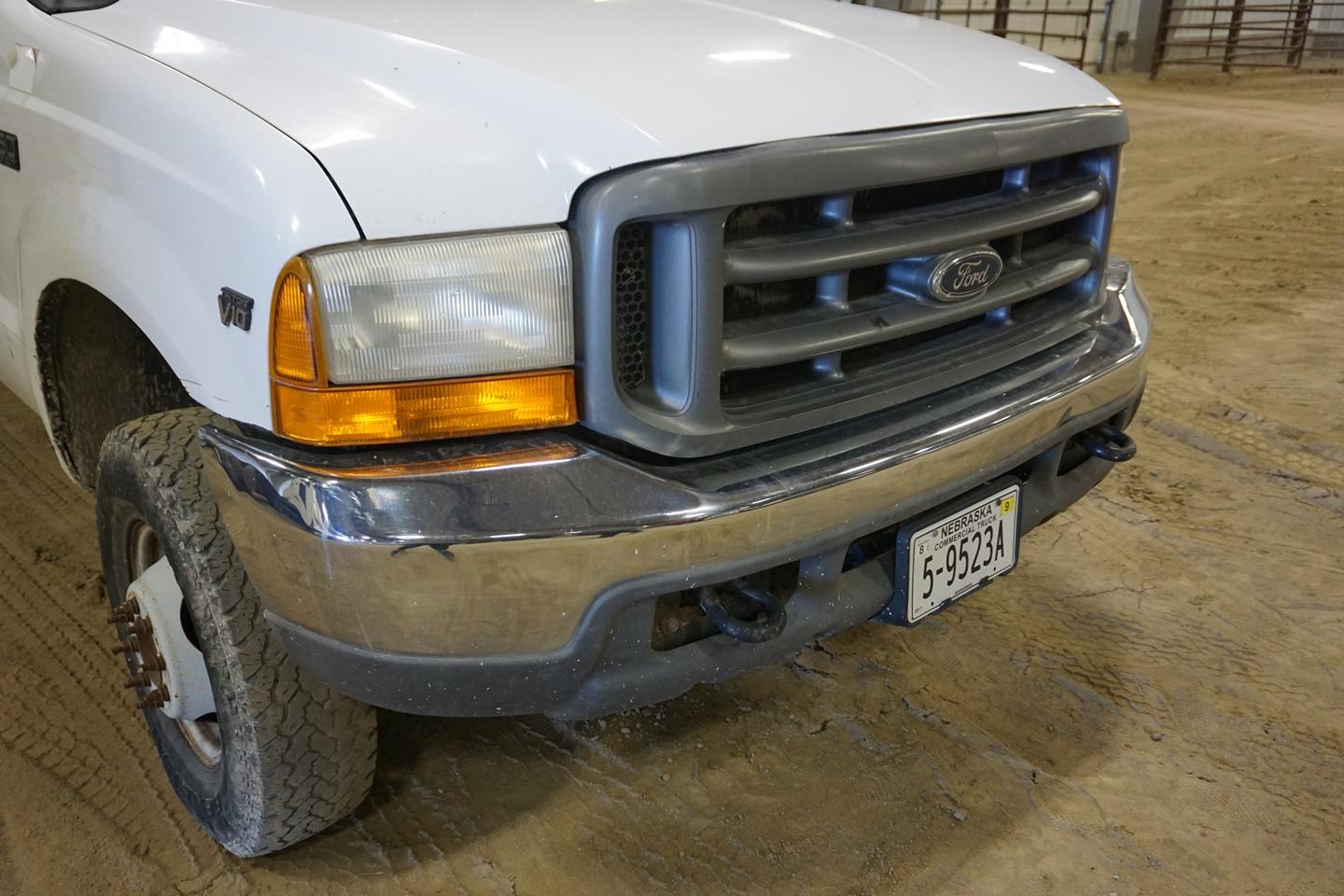 2001 Ford Model F-350 XL 1-Ton Dually 4x4 Dump Truck, VIN# 1FDWF37571EA68779, Triton V-10 Gas Engine