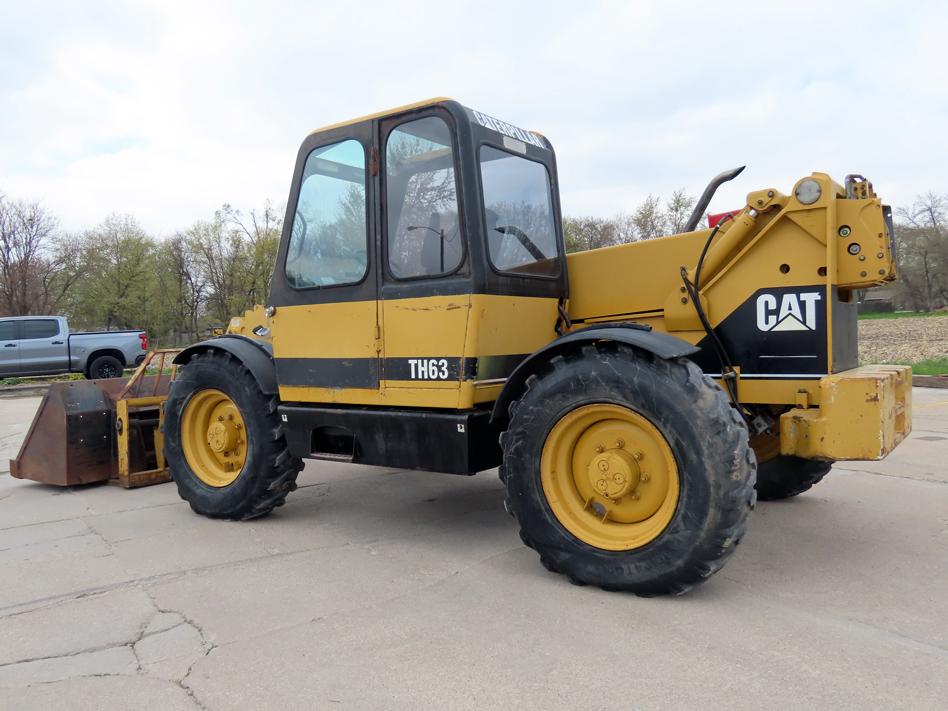 1996 Caterpillar TH63