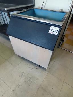 Ice Bin-300lb Capacity (No Top or Lid).