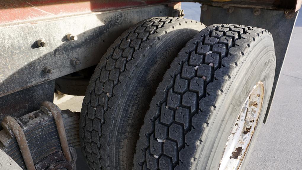 2004 Mack CV713 Granite Tandem Axle Dump Truck