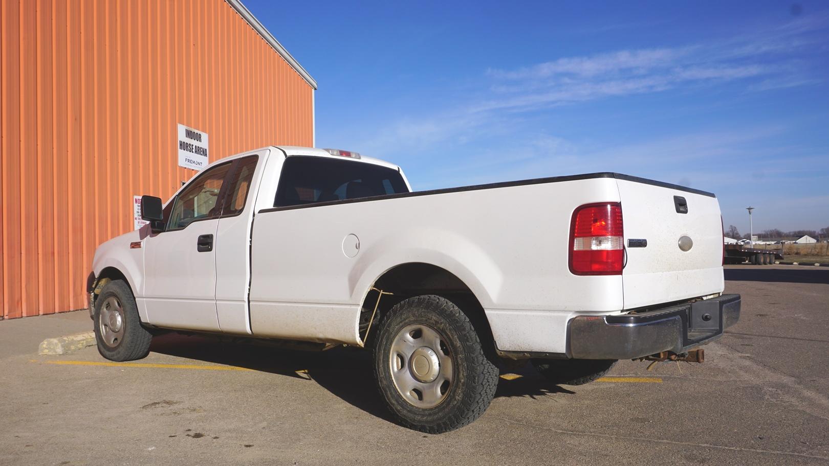 2008 Ford F-150 XL Crew Cab Pickup