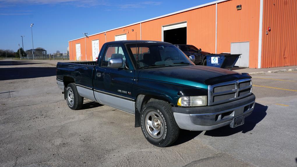 1996 Dodge Ram SLT 2WD Pickup