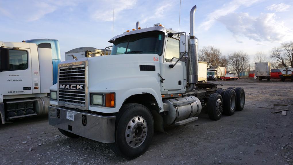 2007 Mack CH613 Triple Axle Truck Tractor