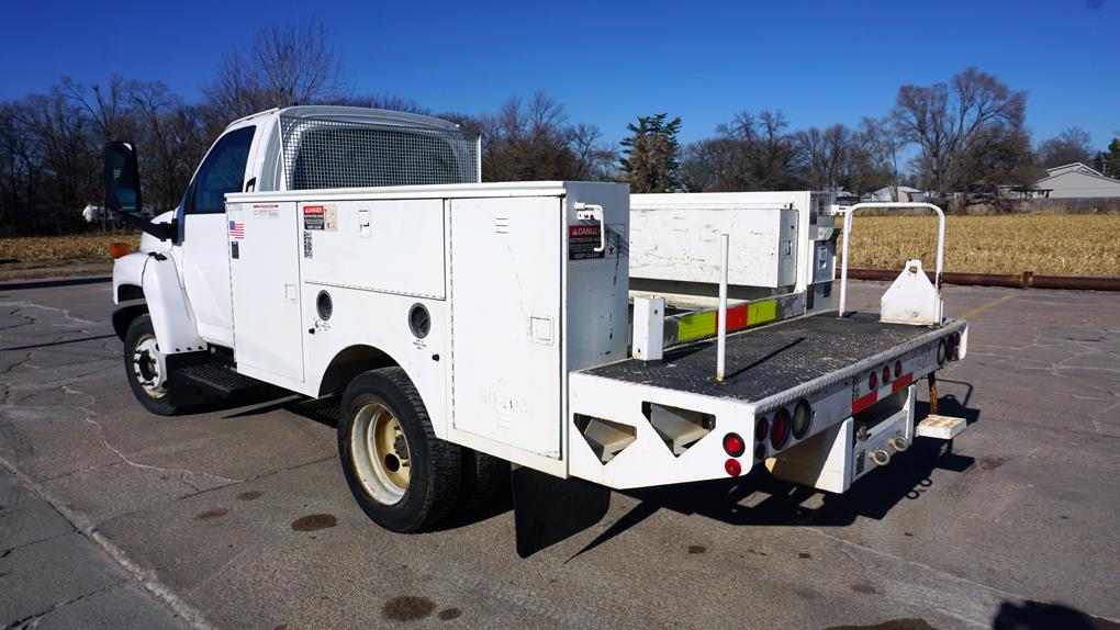 2004 Chevrolet C4500 Dually Service Truck