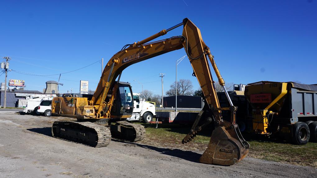 Case CX160 Hydraulic Excavator