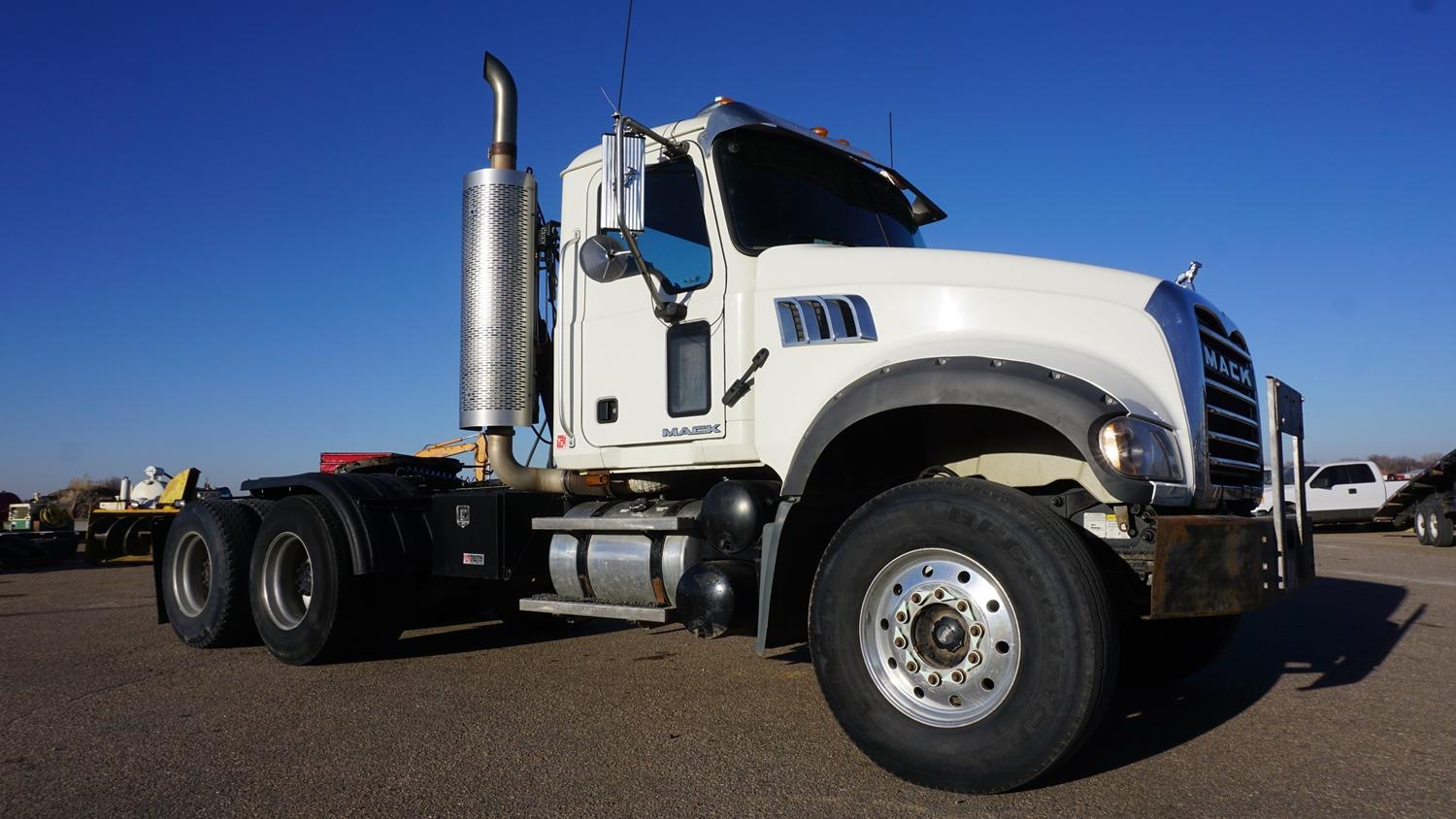 2010 Mack GU713 Granite Tandem Axle Truck Tractor