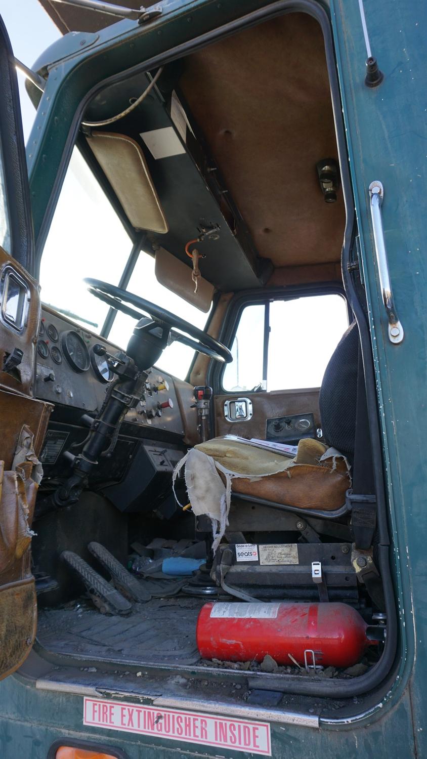 1992 Marmon HD Log/Storm Debris Truck