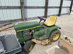 John Deere 110 Lawn & Garden Tractor