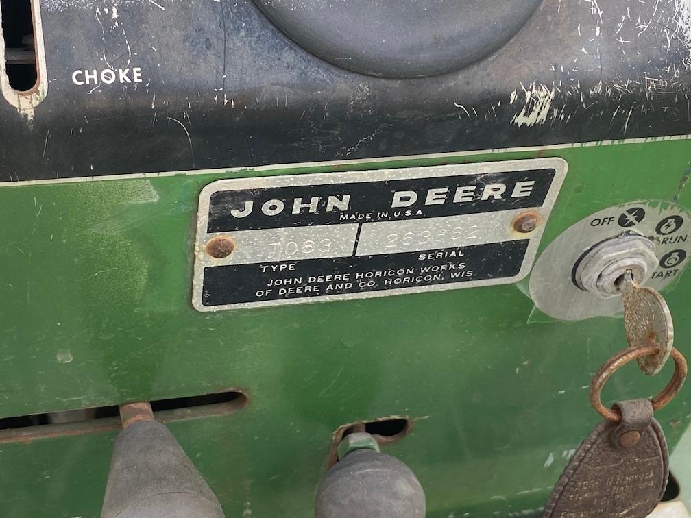 John Deere 110 Lawn & Garden Tractor