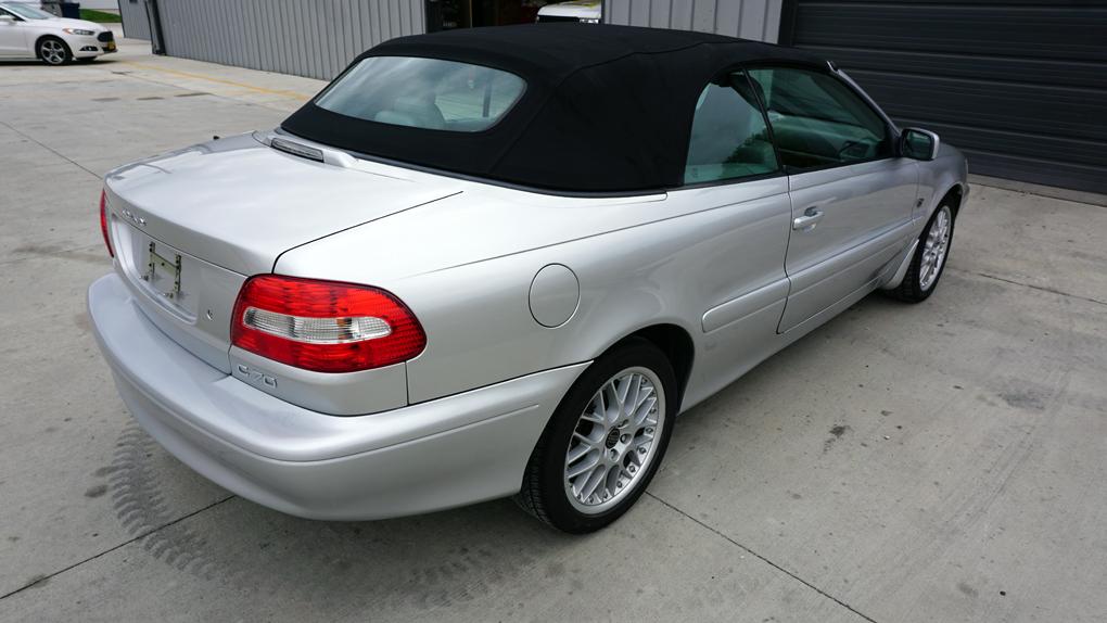 2004 Volvo C70 Convertible