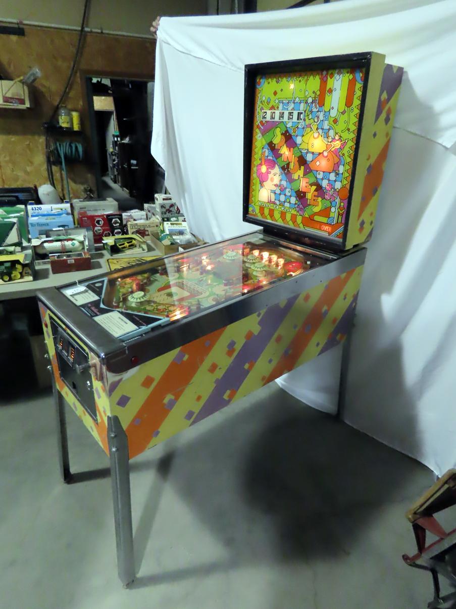 Williams Electric Pinball Machine