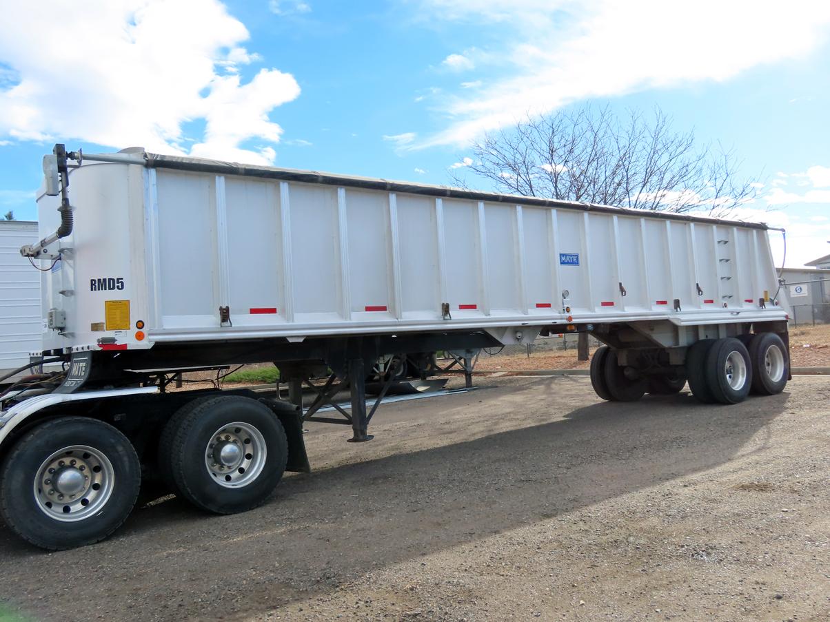 2015 Mate End Dump Trailer