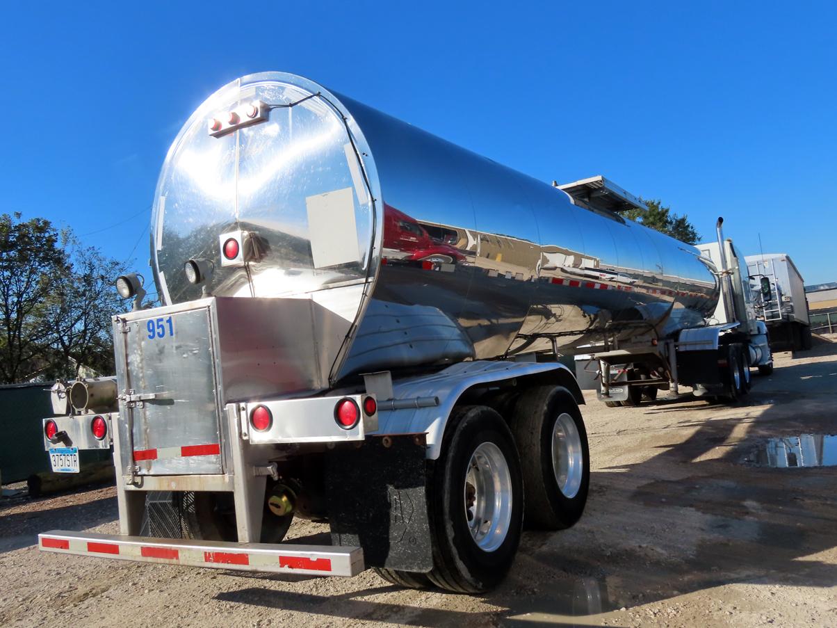 1995 Barbel Tanker Trailer