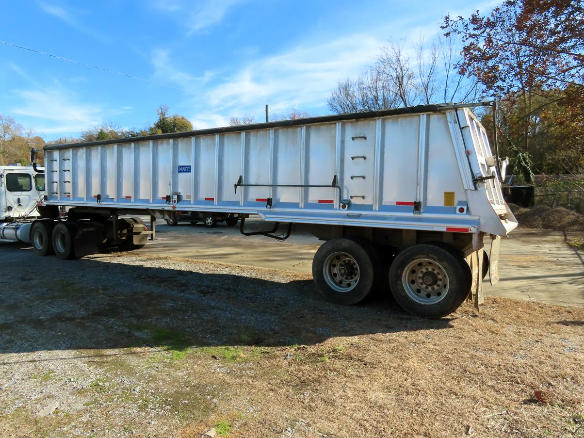 2015 Mate End Dump Trailer