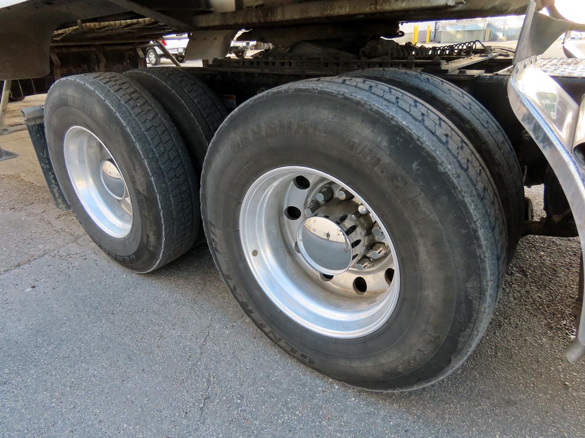 2018 Freightliner Tandem Axle Cascadia 125