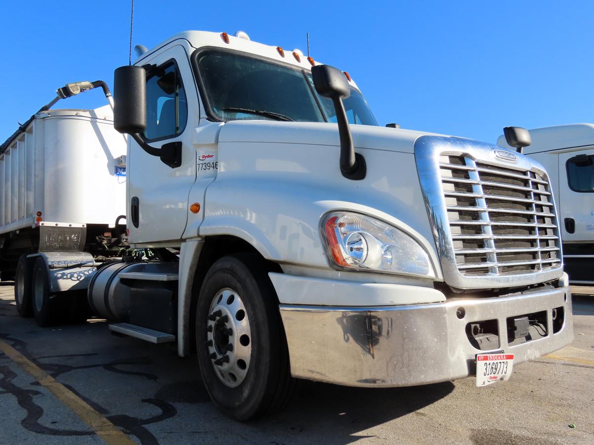 2018 Freightliner Tandem Axle Cascadia