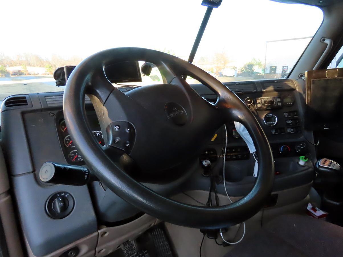 2018 Freightliner Tandem Axle Cascadia