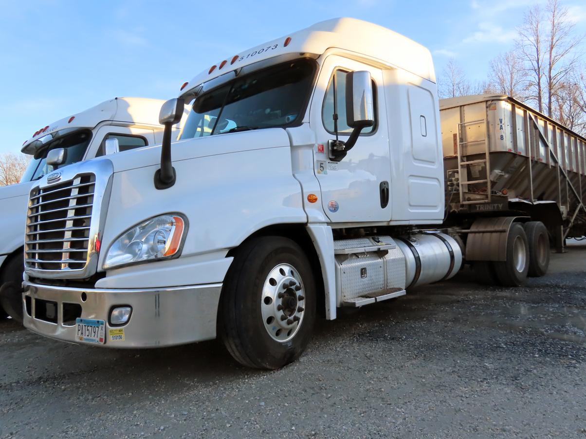 2018 Freightliner Tandem Axle Cascadia